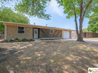 2203 Malakoff St, Killeen, TX 76541