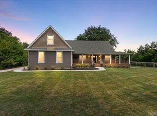 13205 Hogan Rd, Linden, MI 48451