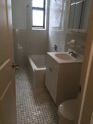 Rented by BRICK & GALO REALTY CORP | media 7