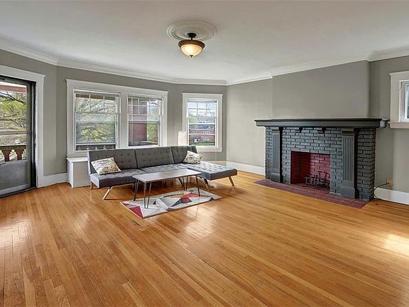 3rd image of 2685 Euclid Heights Blvd APT 6
