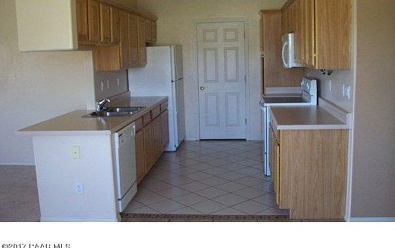 4th image of 9020 E Lakeshore Dr
