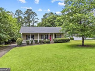 135 Winterberry Dr, Athens, GA 30606