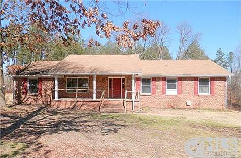 1st image of 111 Parkwood Ln