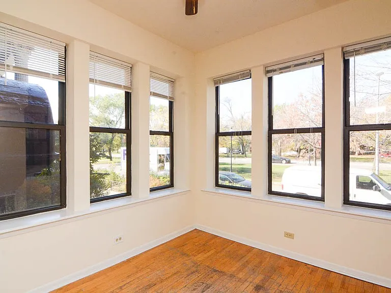 2319 N Kedzie Blvd #F2 — Photo 9