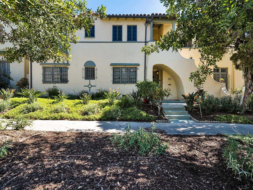 1st image of 854 S Sycamore Ave #856