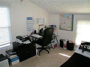 2nd image of 546 N Broadway St