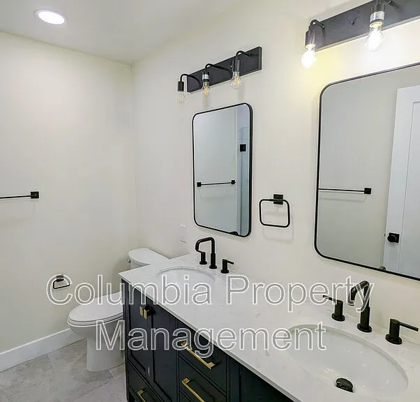 3552 Warder St NW — Photo 11