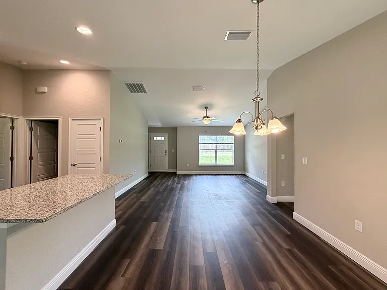 8138 N Dyke Way — Photo 12