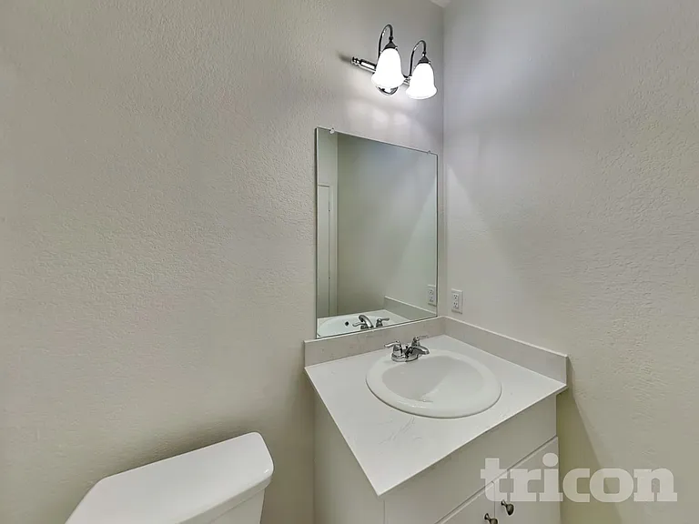 2532 Sanders Creek Dr — Photo 14