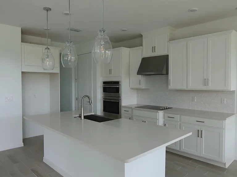 11629 SW Macelli Way — Photo 5