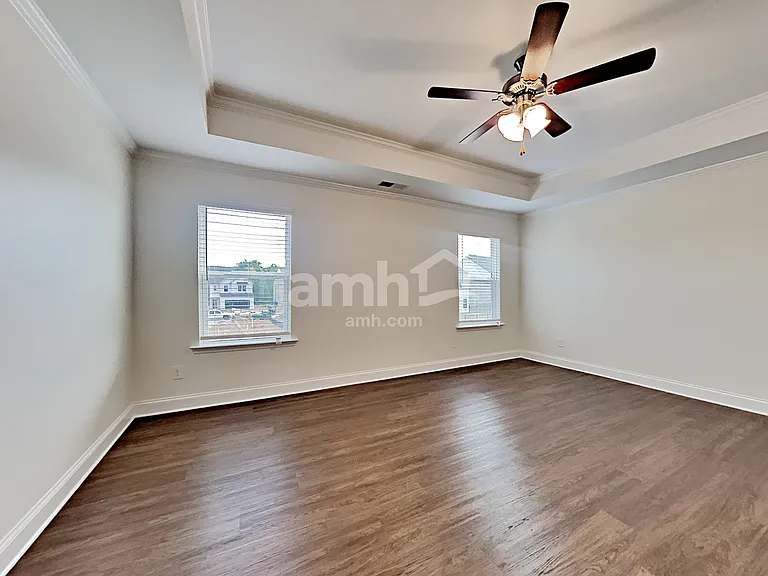 588 Woodall Rd — Photo 11