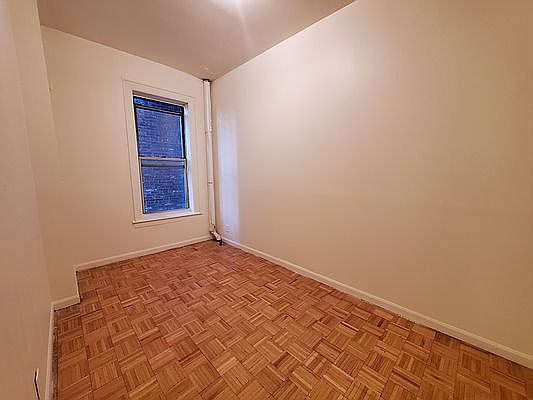 3rd image of 723 Saint Nicholas Ave #24