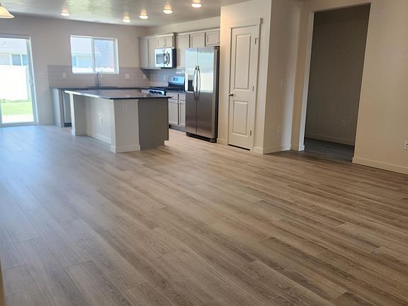 2nd image of 16912 N Cornwallis Way