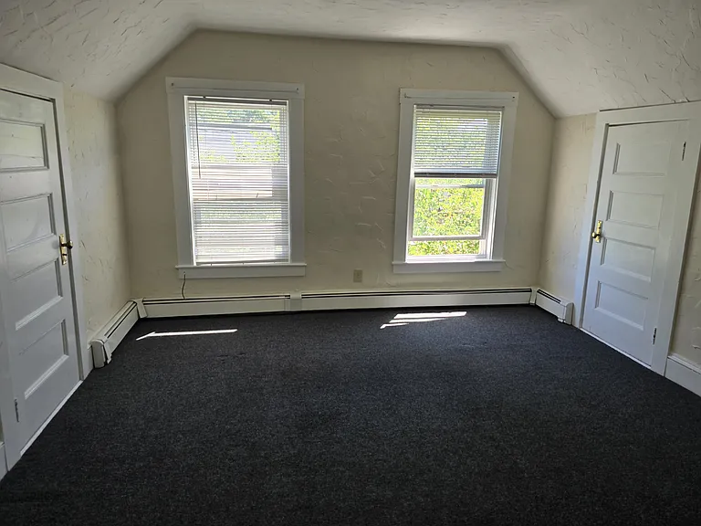 349 Hollis St #4 — Photo 1