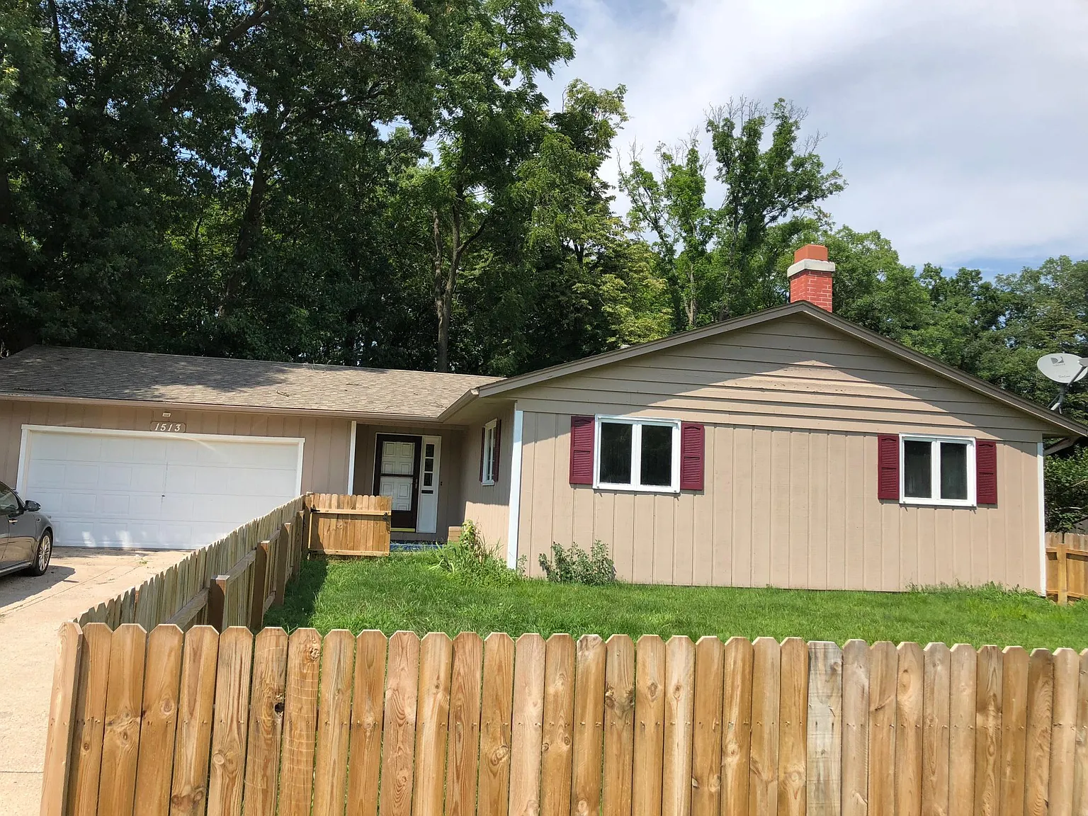 1513 18th Ave photo 1