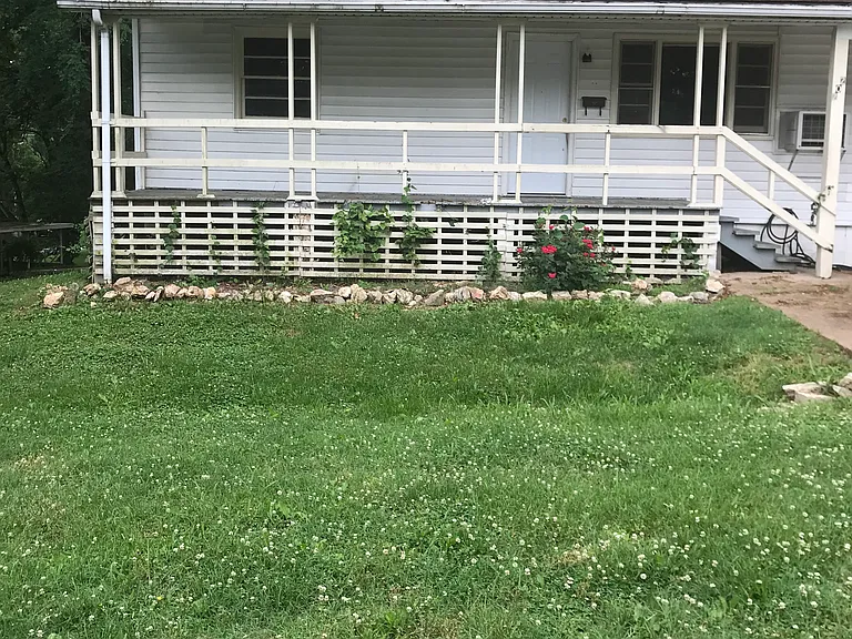 202 McFarland St — Photo 14