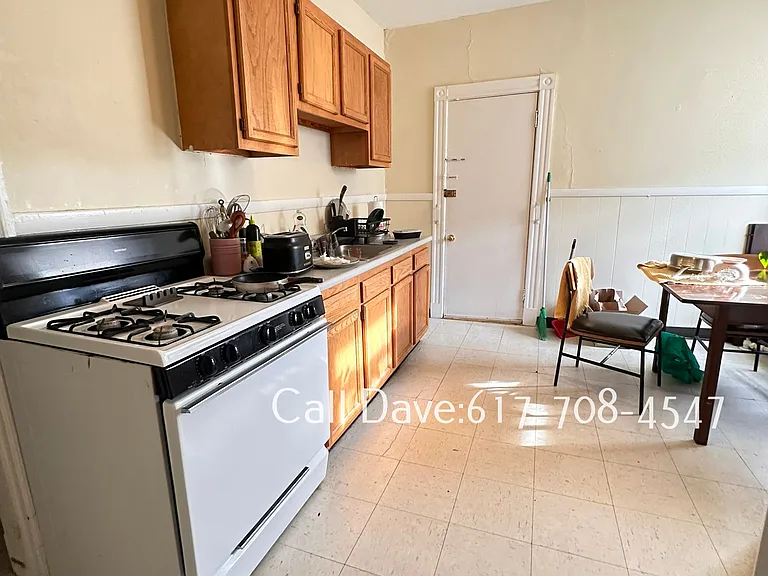 1128 Commonwealth Ave #6A — Photo 8