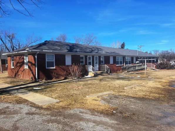 429 SE 11th St #421-425, Newton, KS 67114