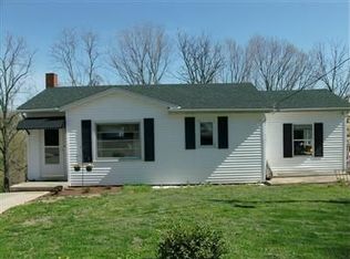 13 Lake St, Williamstown, KY 41097