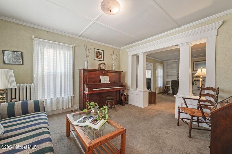 4th image of 78 White Street