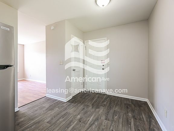 22974_004_dining_room_5.jpg