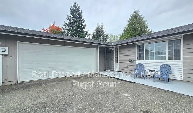 2 bed, 1.0 bath, 832 sqft, $2,195 — Photo 2