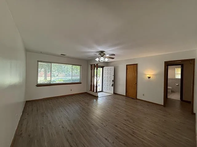 10705 Sunnymeade Pl — Photo 3
