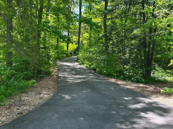 4074 Saint Johns Side Rd, Whitchurch Stouffville, ON L4A 2T7