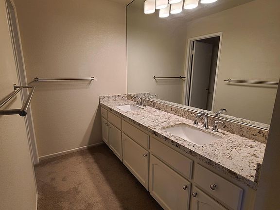 4th image of 420 Crescent Ave APT 10