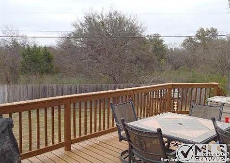 3rd image of 10622 Springwood Sq
