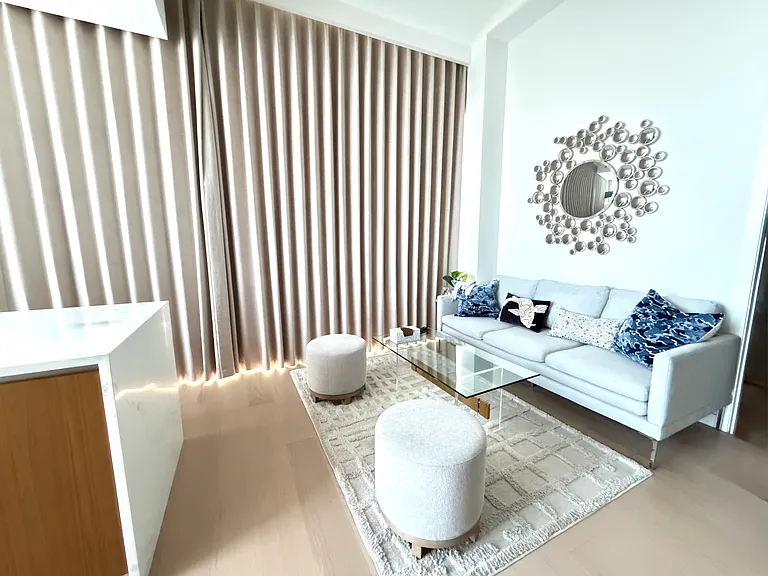 35-32 Leavitt St #Penthouse A — Photo 5