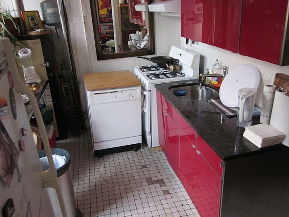 3rd image of 128 Meserole St APT 2