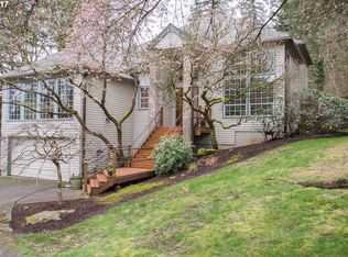 10737 SW Inverness Ct, Portland, OR 97219