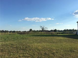 827 Baker St NW, Gravette, AR 72736