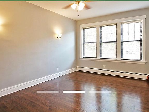 2nd image of 908 N Austin Blvd APT 2B