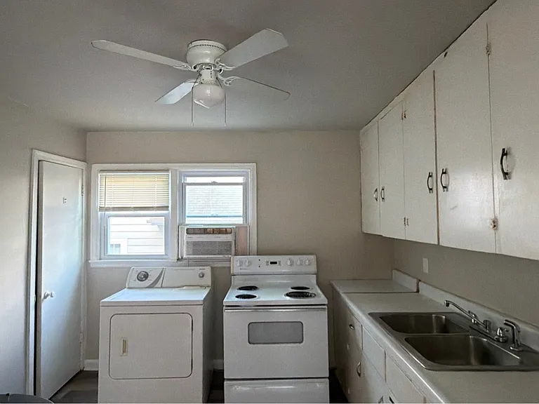 1605 Randolph Ave SE #3 — Photo 3
