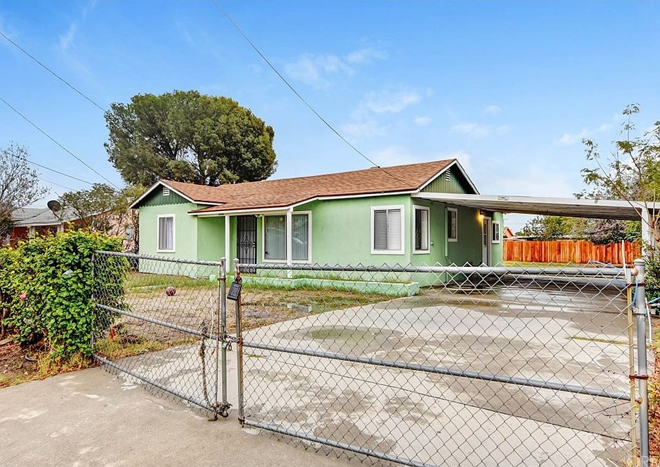 1st image of 15007 Hibiscus St