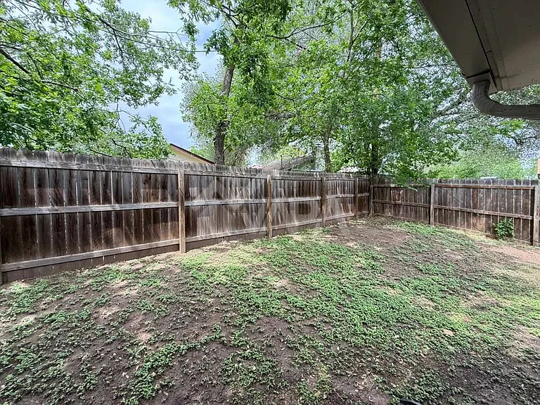7729 Narrow Pass Dr — Photo 18