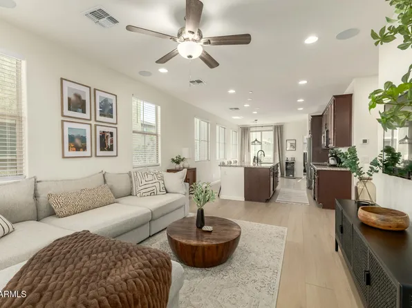 1734 E HAMPTON Lane, Gilbert, AZ 85295