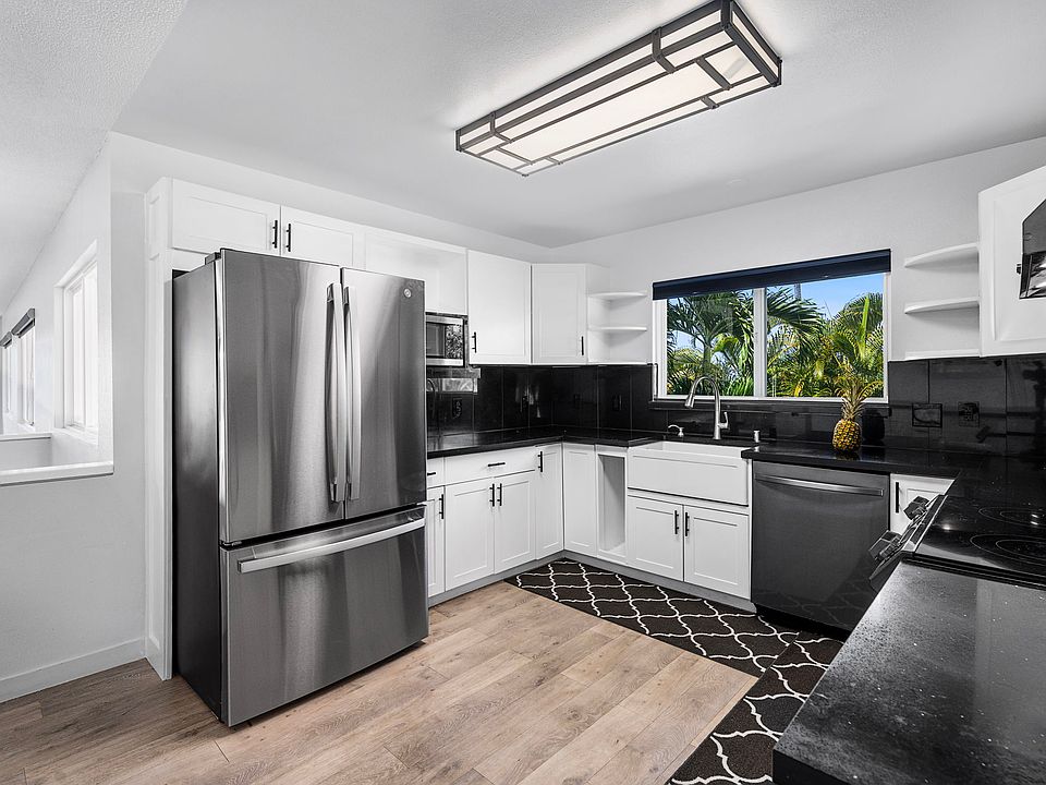X,LUNA SEA,HIDEまとめ売りビデオ7本　バラ売り可 76-4347 Leilani St, Kailua Kona, HI 96740 | Zillow