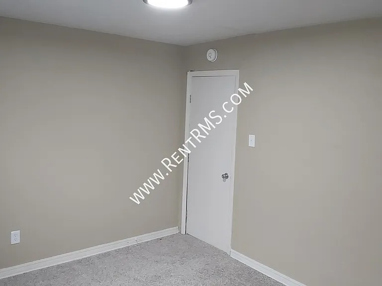 2430 SE Minnesota Ave — Photo 27