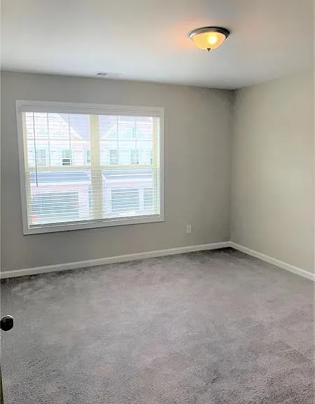 1327 Elderwood Way — Photo 7