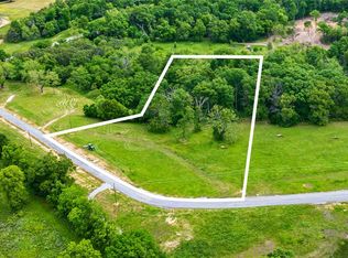 8200 Hill Country Dr #2, Decatur, AR 72722