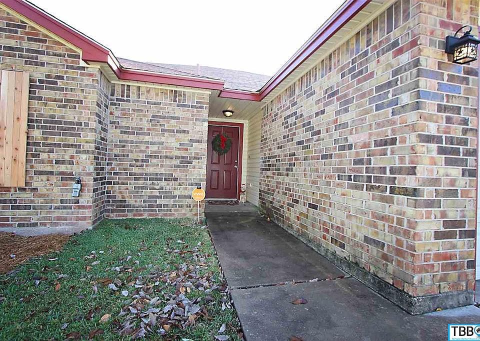 1st image of 4701 Silver Wood Ct