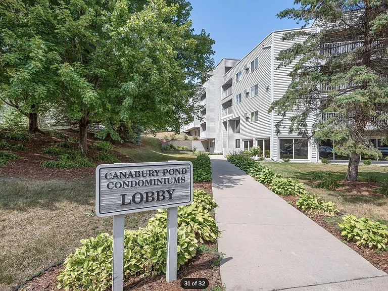 175 County Road B2 E #308 — Photo 29