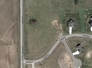 14045 Prairie Fire Ln, Wamego, KS 66547