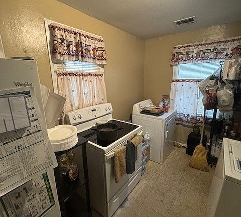 5th image of 46 S Parkwood Drive