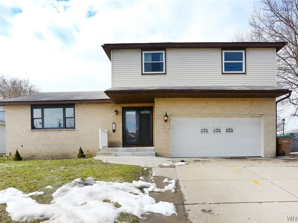 550 Borden Rd, Buffalo, NY 14227