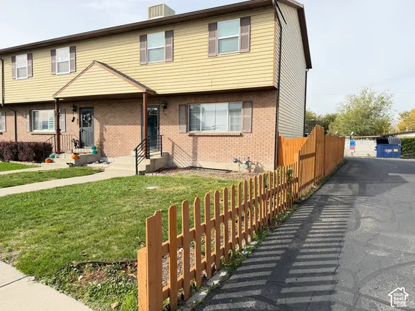 2760 S Centerbrook Dr, West Valley City, UT 84119