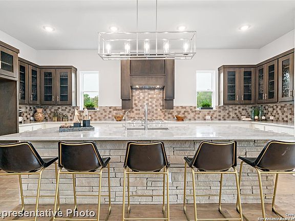 5th image of 2726 Creekside View